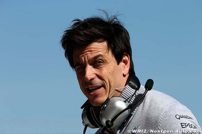 Wolff plays down Alonso driver (...)