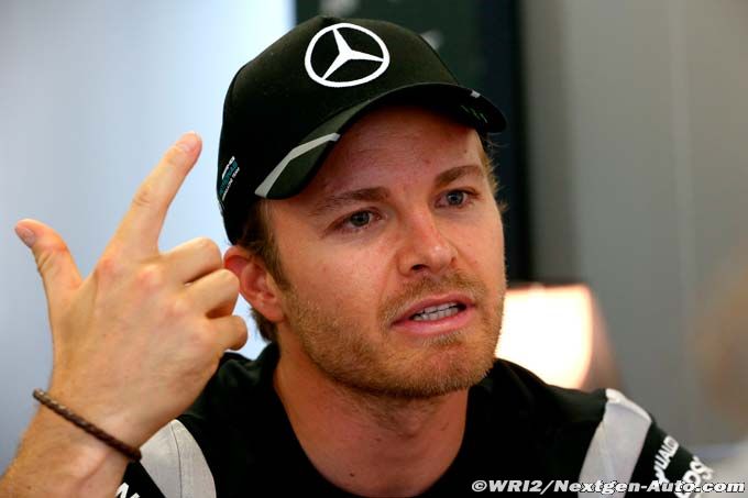 Rosberg indifférent aux commentaires de
