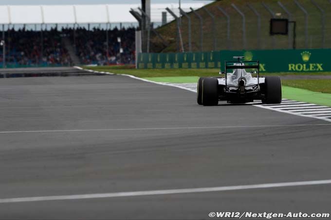 Rosberg, 2e provisoire, sous enquête des