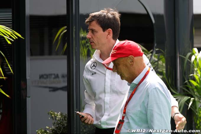 Lauda, teams want less FIA interference