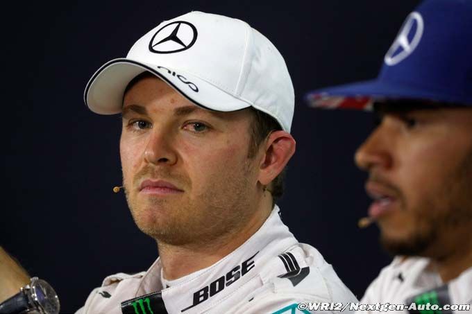 Rosberg questions 'safety (...)