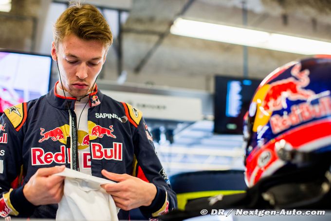 Official: Kvyat to stay with Toro (...)