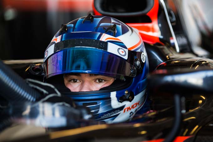 Rapax to race with Cecotto and De Vries