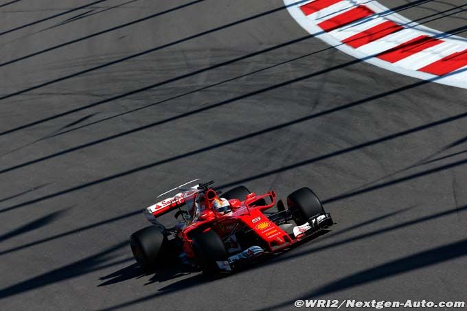 Sochi, FP3: Vettel on top again as (...)