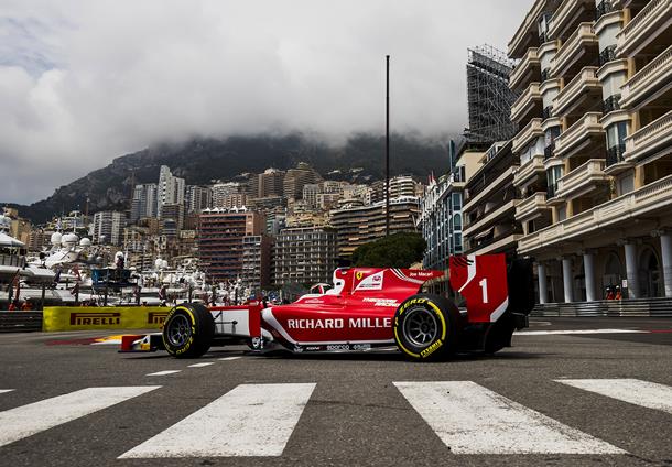 Monaco, Libres : Leclerc déjà devant à