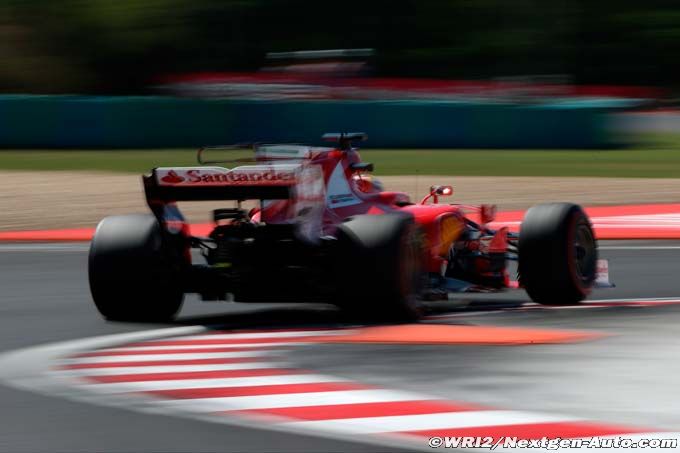 Pole et record pour Vettel en Hongrie,