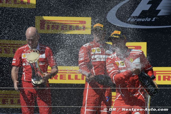 Champagne returns to F1 podium