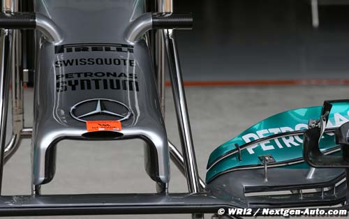 Mercedes nose passes test on fourth