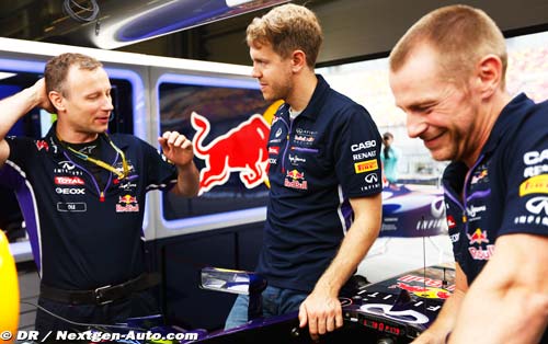 Vettel rend hommage au travail (...)
