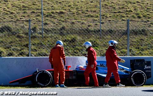 Alonso hit wall at 105kph - report