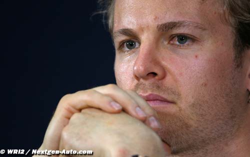McNish : Rosberg doit très vite (...)