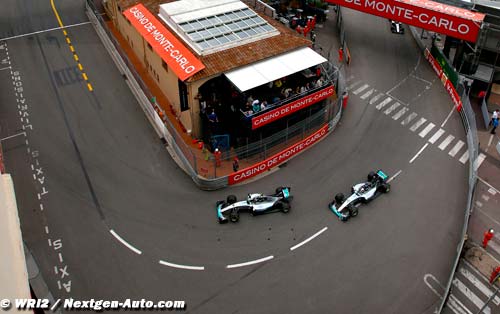 Mercedes to let drivers race in Monaco