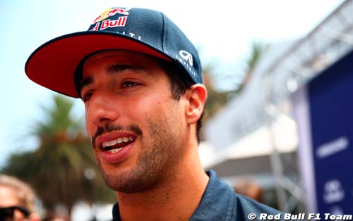 Ricciardo hints Abu Dhabi announcement