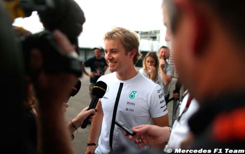 Rosberg plays down Hamilton 'less