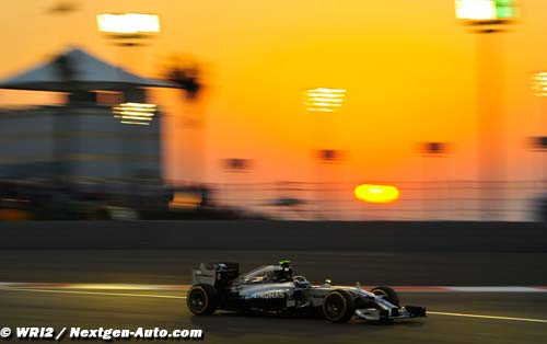 Yas Marina, FP2: Rosberg outpaces (...)